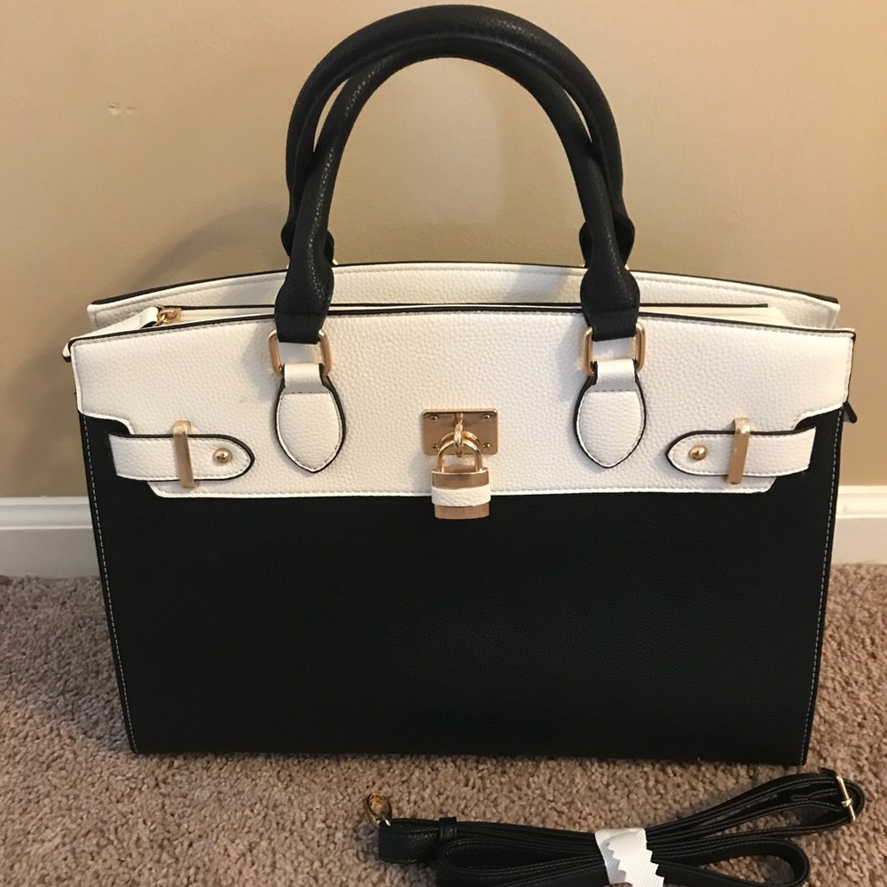 Black and white padlock purse